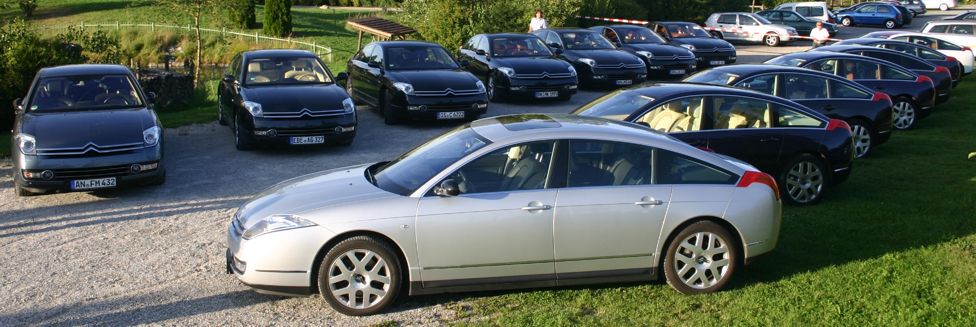 c6-treffen-parkplatz-vonoben-1-klein.jpg